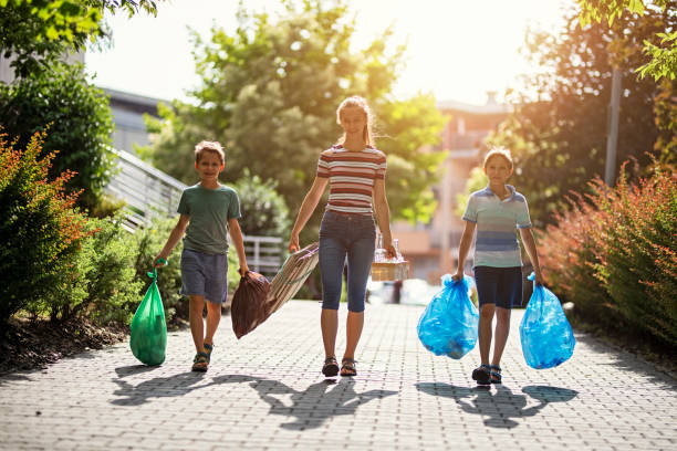 Best Junk Hauling Services  in La Quinta, CA